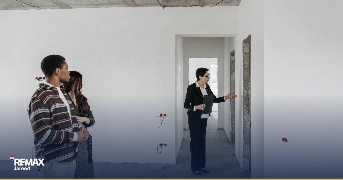 تدريب احترافي لتطوير مهارات وكيل عقاري في مجال التفاوض والتواصل مع العملاء