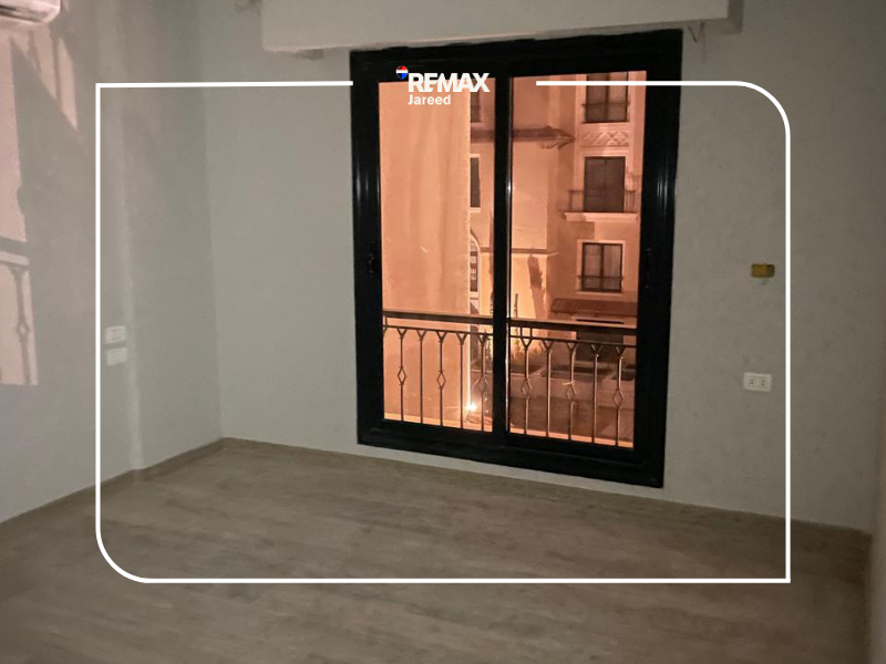 Fully finished apartment with kitchen and Acs in Village west - Photo 10