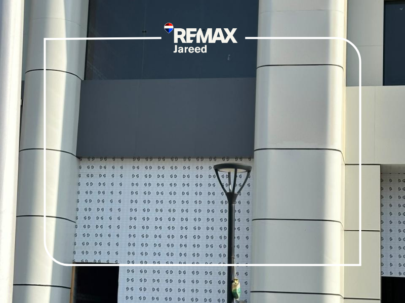 Silver mall - Photo 4