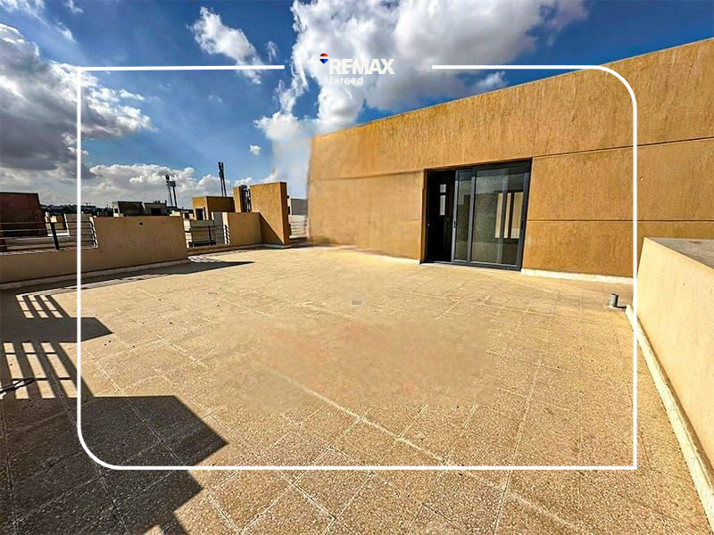Standalone villa with basement for sale in a prime location - Photo 11