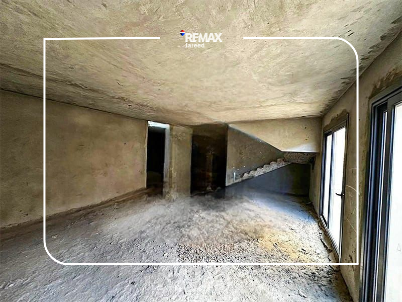 Standalone villa with basement for sale in a prime location - Photo 13