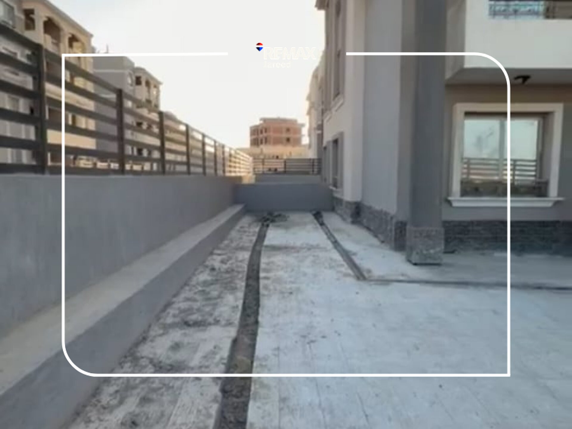 Ground floor+Garden with a land share - Photo 10