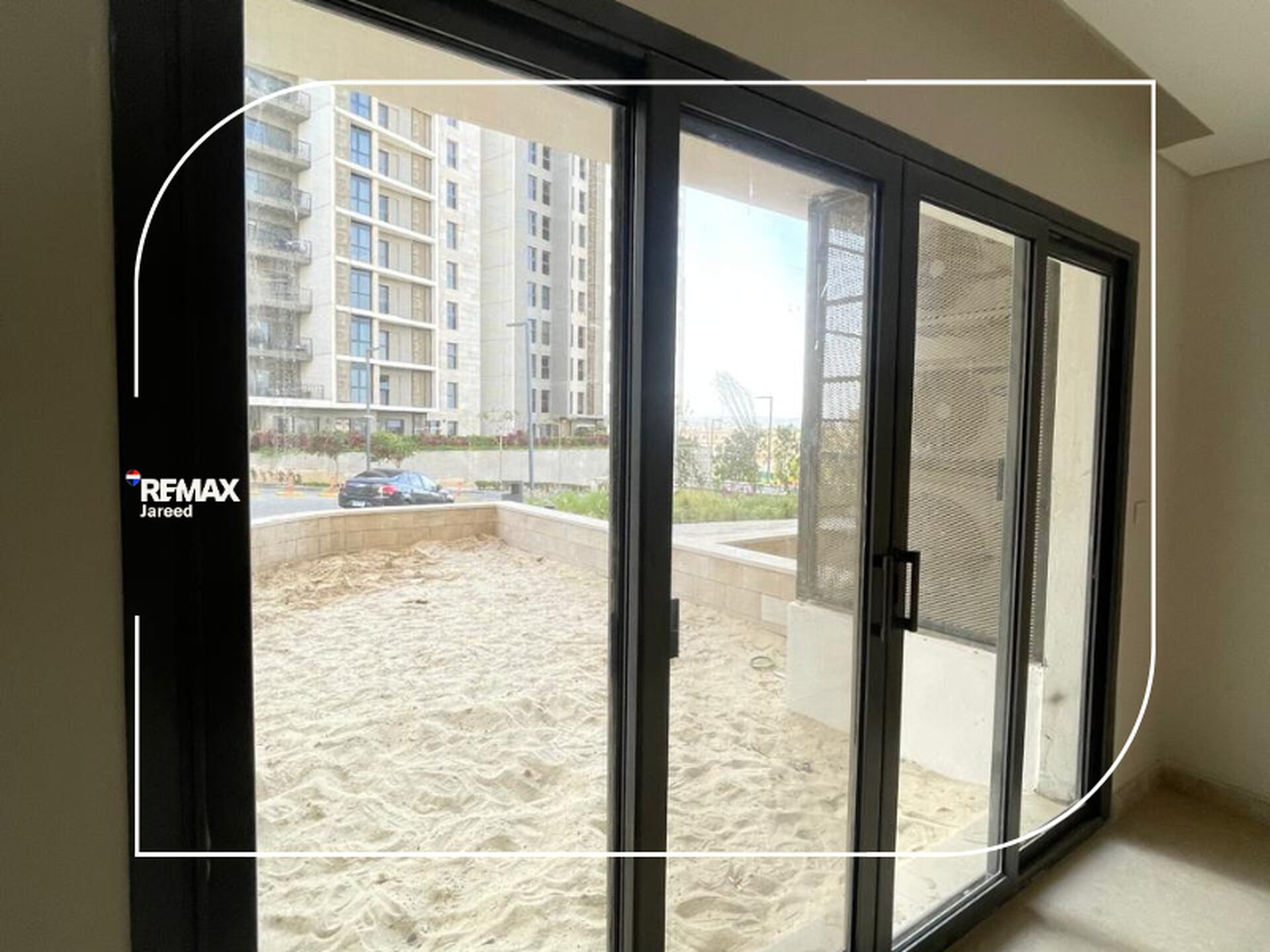 Zed West Ground floor + private garden - Photo 13
