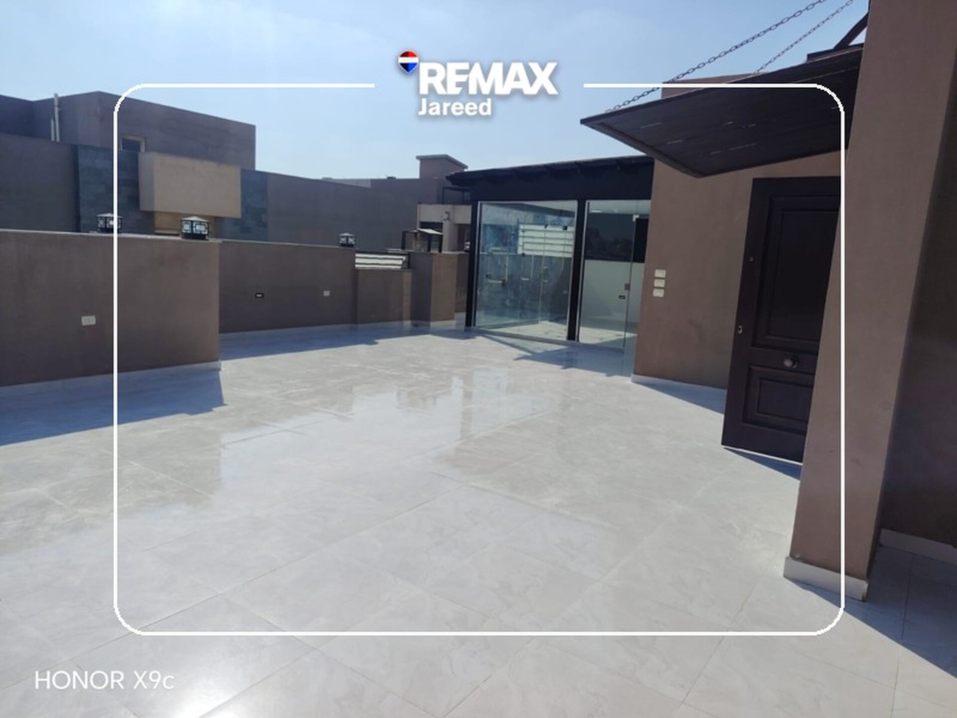 Studio for rent in Zayed Regency - Photo 14