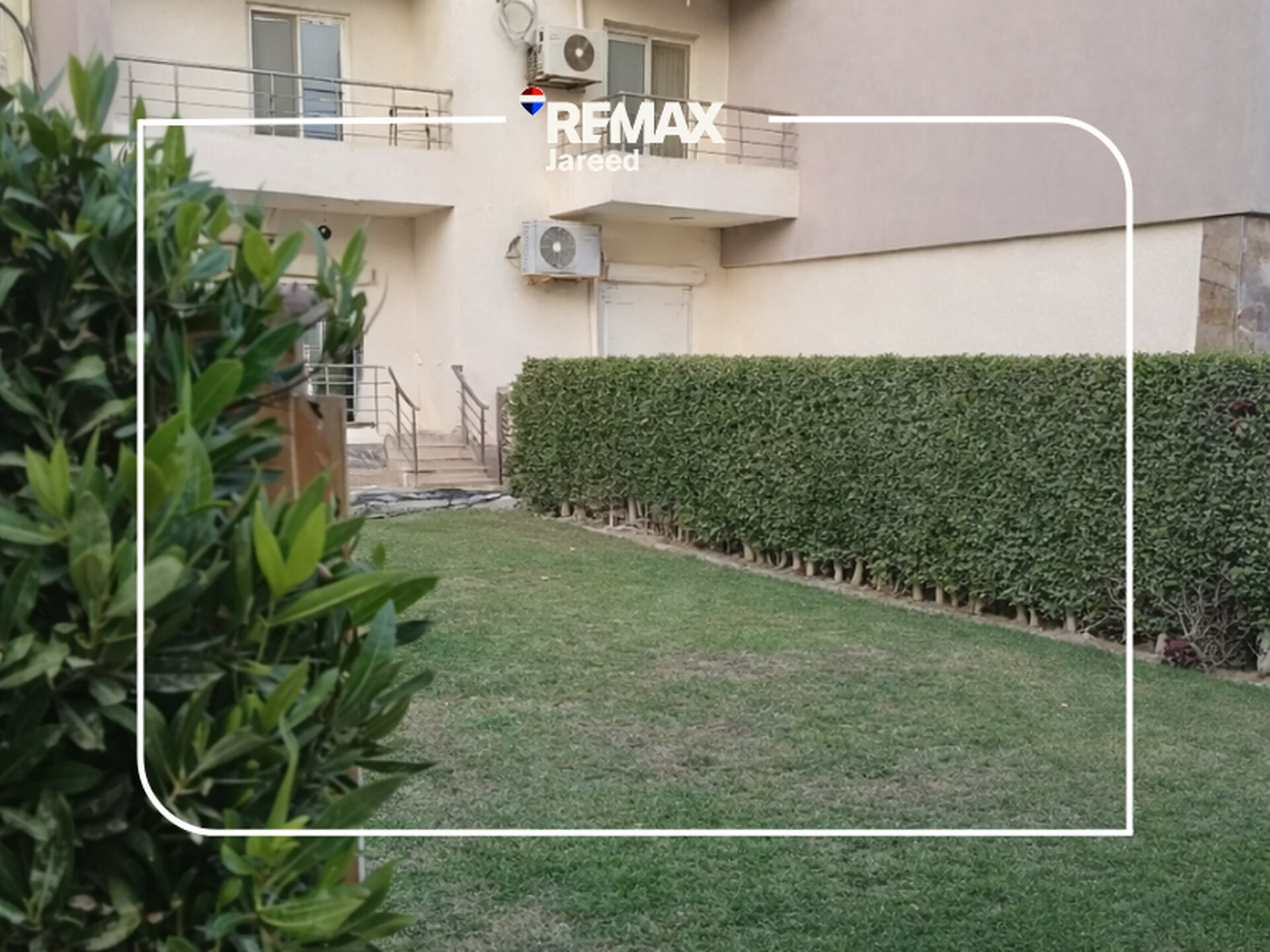  Charming Chalet with Private Garden for Sale in Marseilia Beach 4 - Photo 4