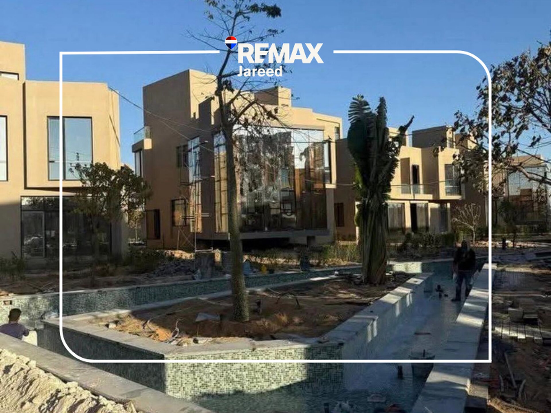 FOR SALE A great opportunity to own a Middle Townhouse in Gates Prive, located in the heart of Sheikh Zayed directly on Dahshur Link Road, with immediate delivery - Photo 9