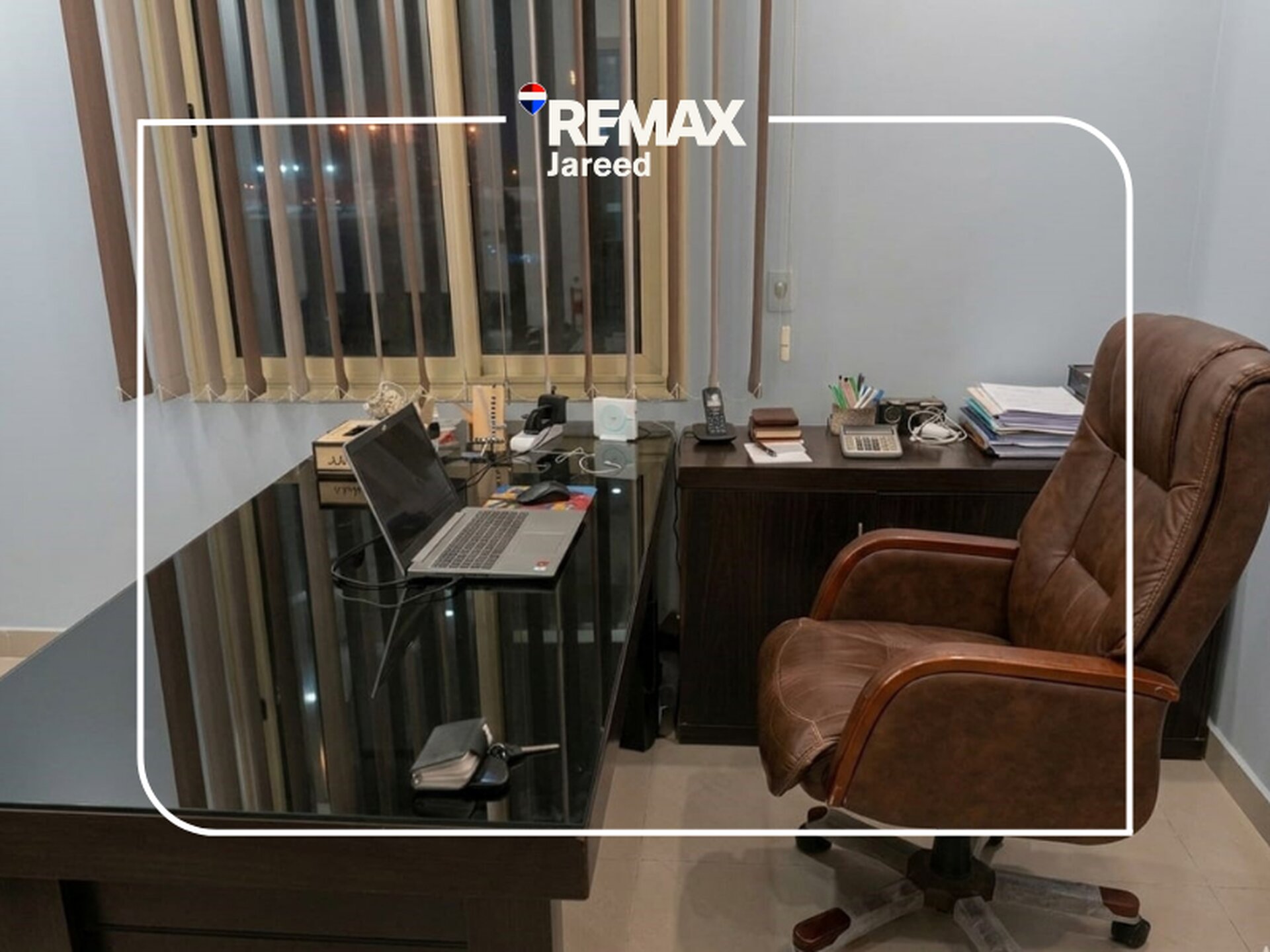 Office for rent in Beverly Hills - Photo 2