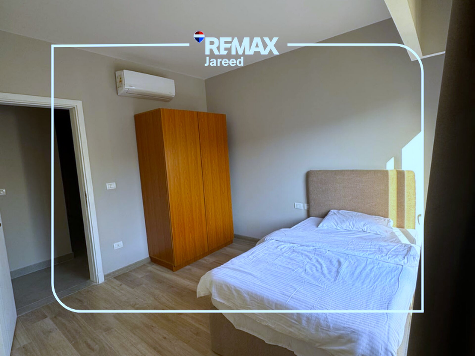 Fully furnished Apartment in Village west - Photo 17
