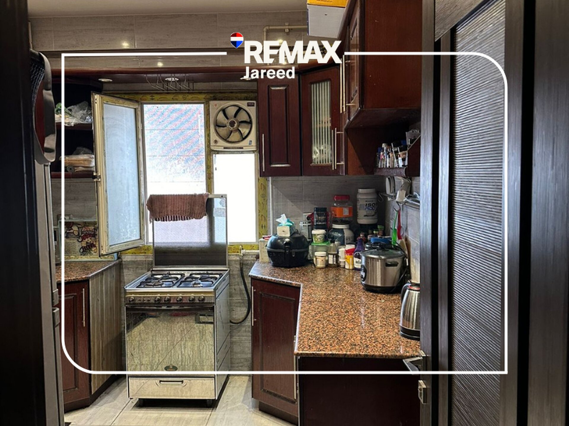 Fully finished apartment with kitchen and Acs in 8th district El sheikh zayed - Photo 8