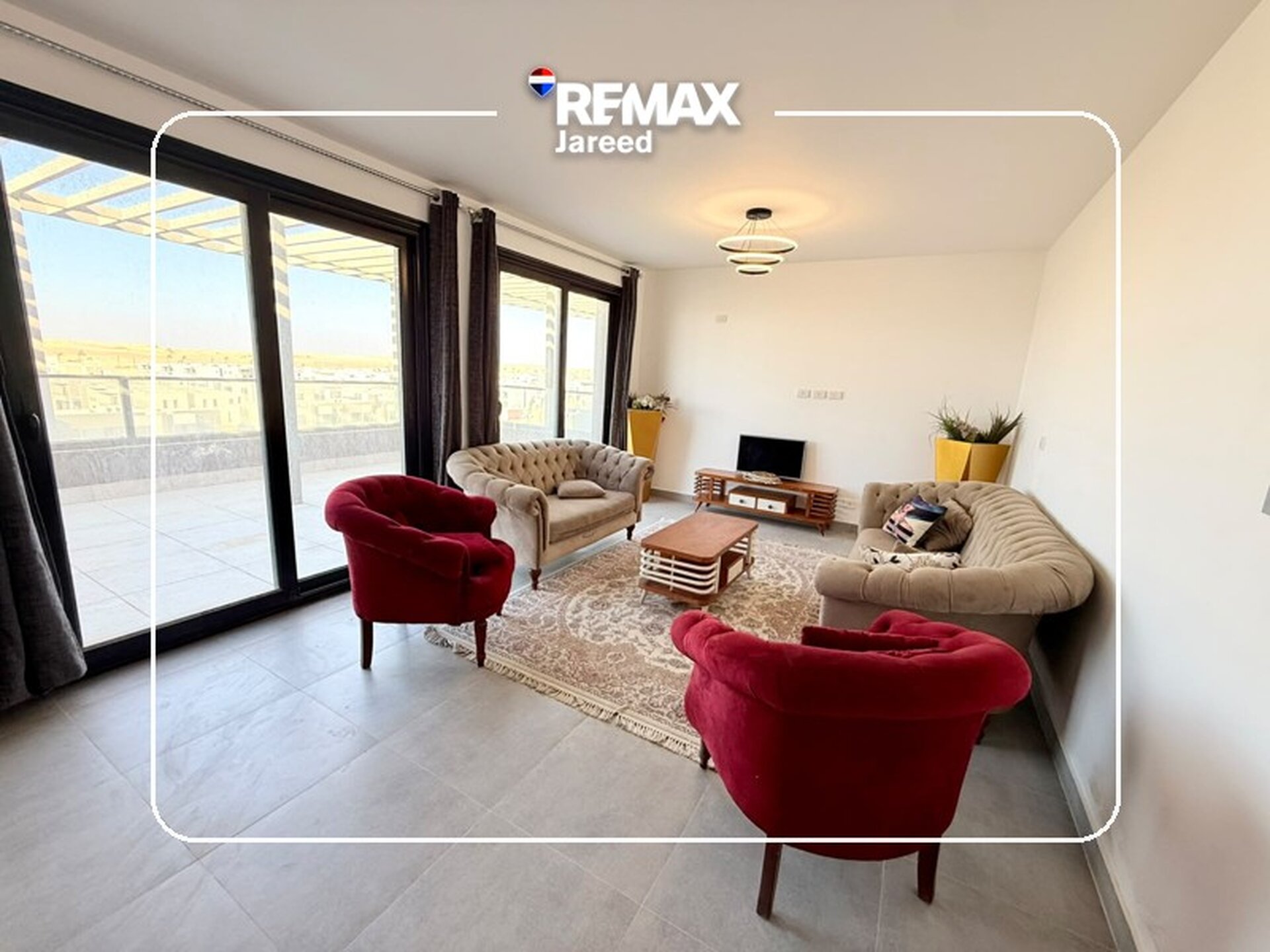 Fully furnished two bedrooms penthouse in Badya palm Hills - Photo 11