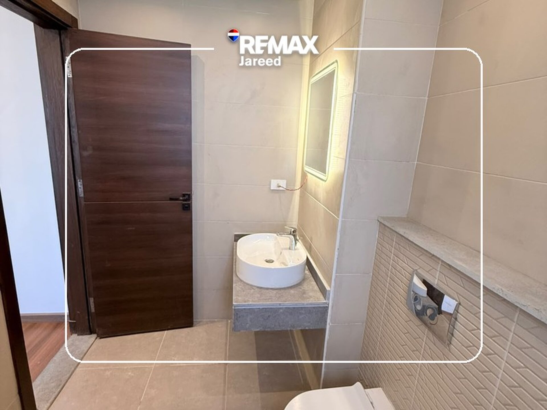 Fully furnished two bedrooms penthouse in Badya palm Hills - Photo 3