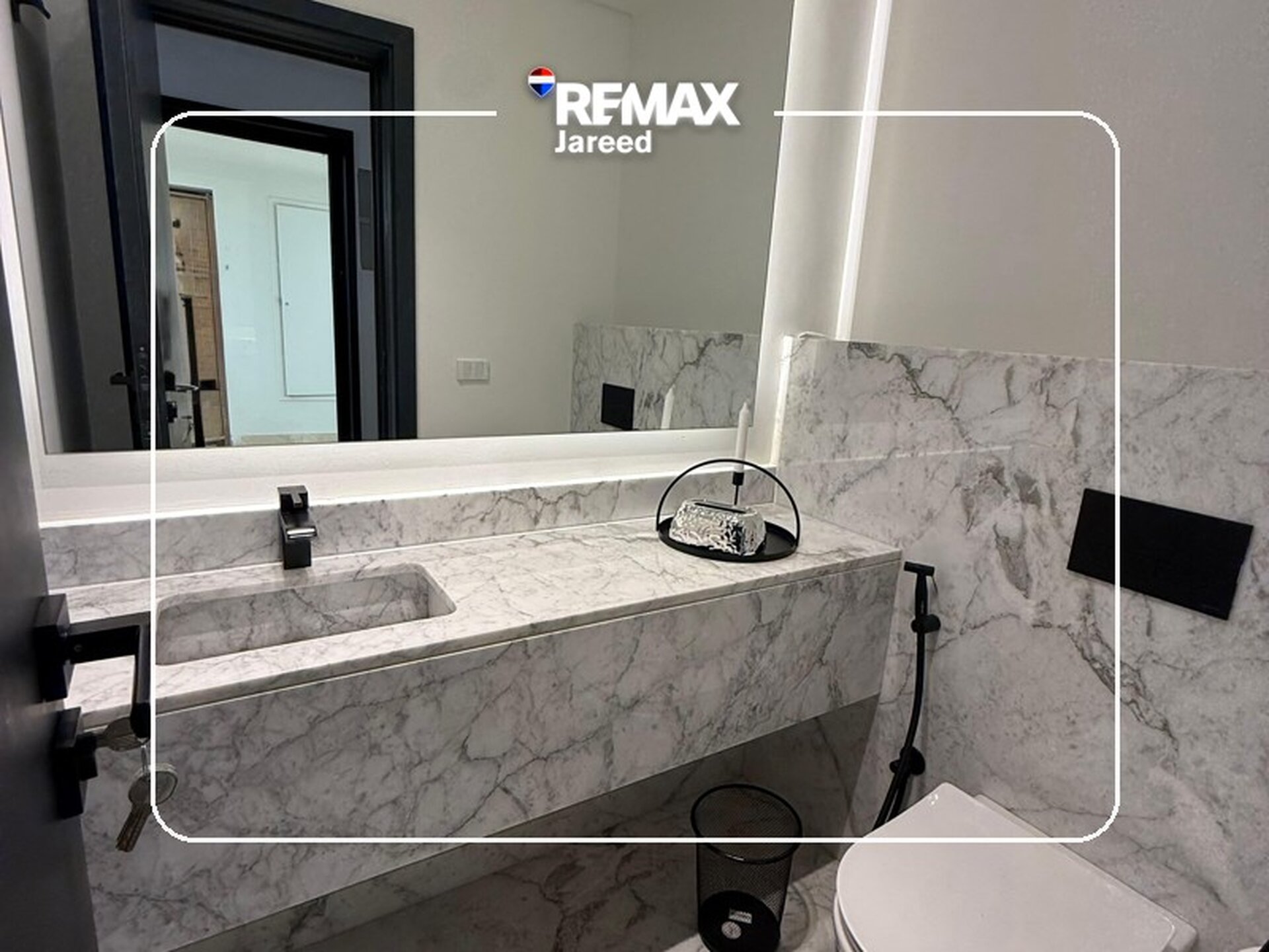 Premium Office for Rent | Golf Central, Palm Hills  Elevate your business in one of West Cairo’s most prestigious business destinations.  ✨ Ideal for businesses targeting Class A clients  📍 Location: Golf Central Mall, Palm Hills – 6th of October - Photo 10