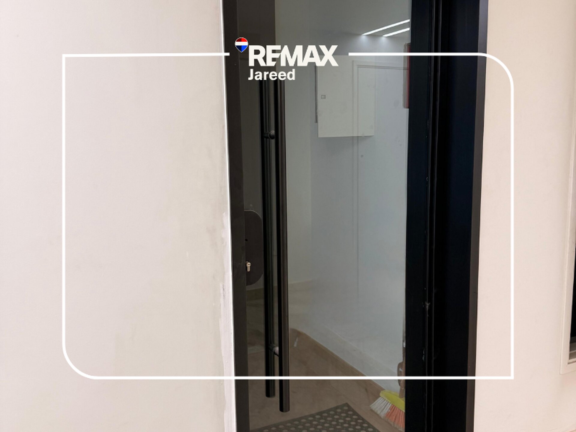 Premium Office for Rent | Golf Central, Palm Hills  Elevate your business in one of West Cairo’s most prestigious business destinations.  ✨ Ideal for businesses targeting Class A clients  📍 Location: Golf Central Mall, Palm Hills – 6th of October - Photo 30