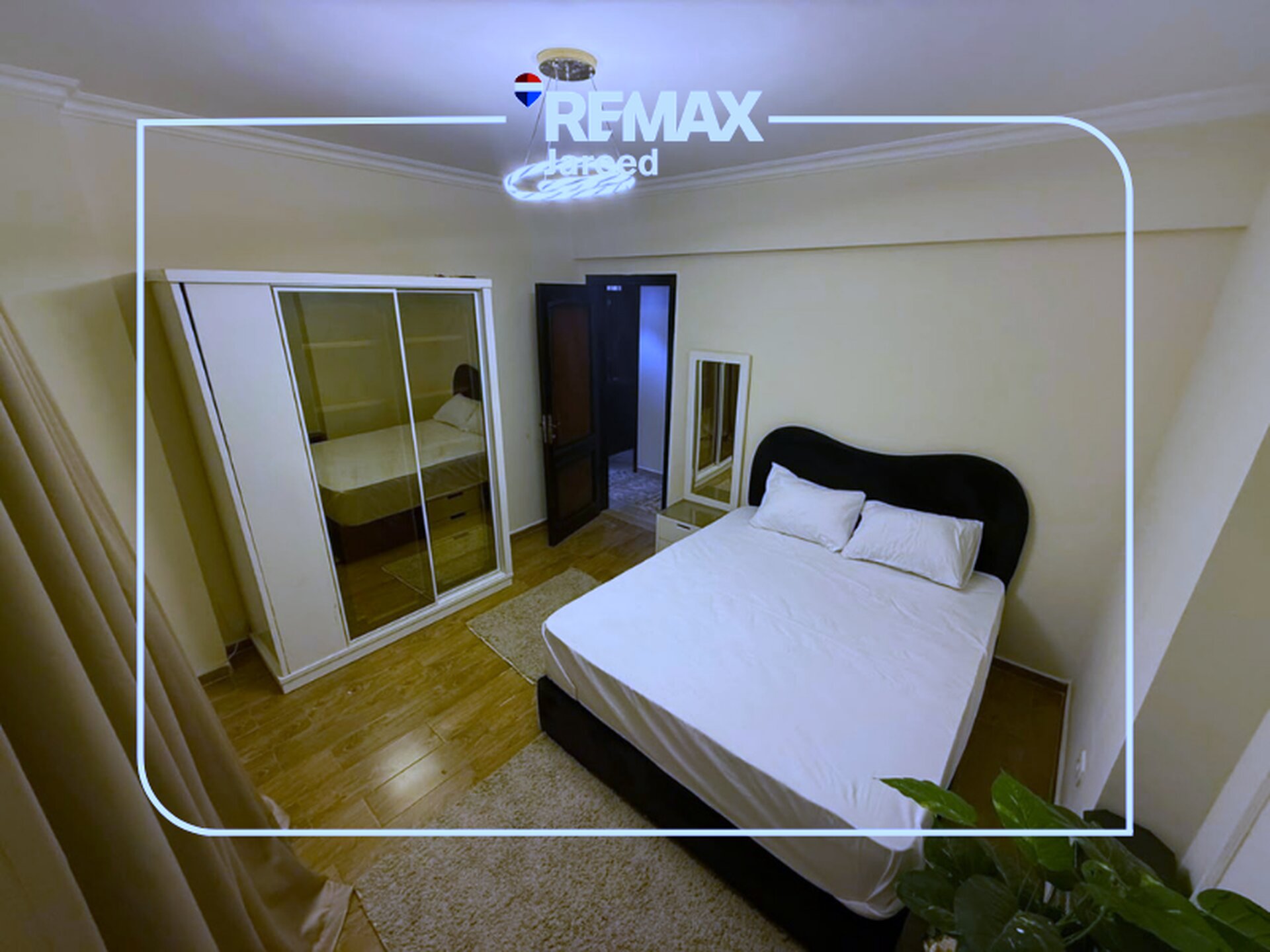 Fully furnished apartment in Janna 1 zayed - Photo 32