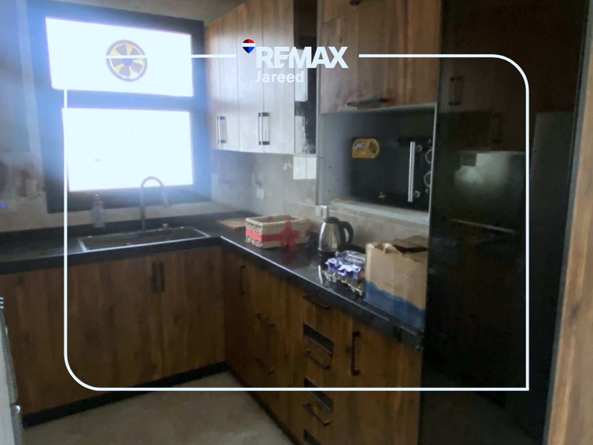 Fully furnished apartment in Badya palm hills - Photo 4