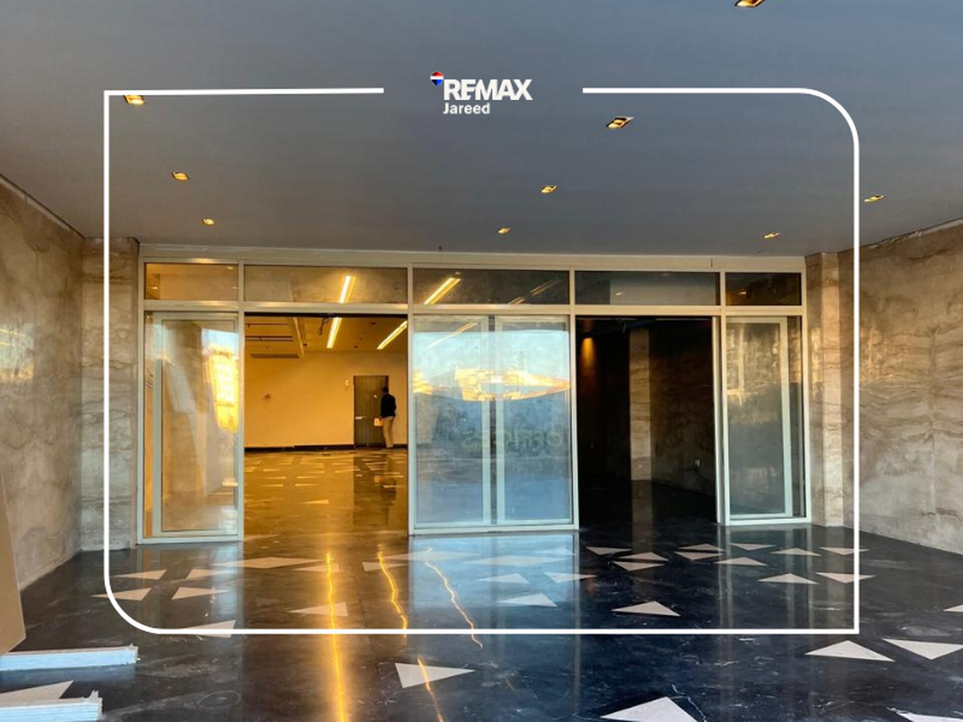 Fully finished office for rent in kazan - Photo 2