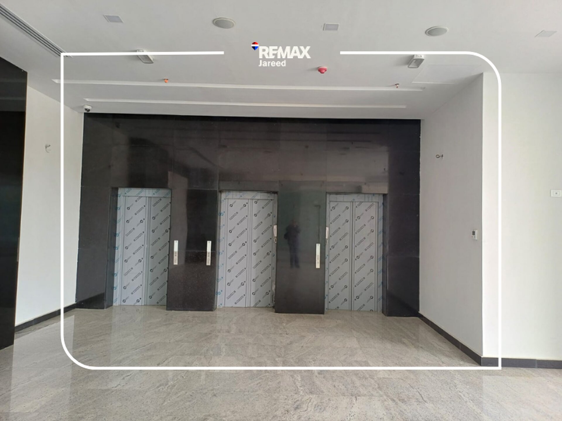clinic for rent at centro mall zayed - Photo 25