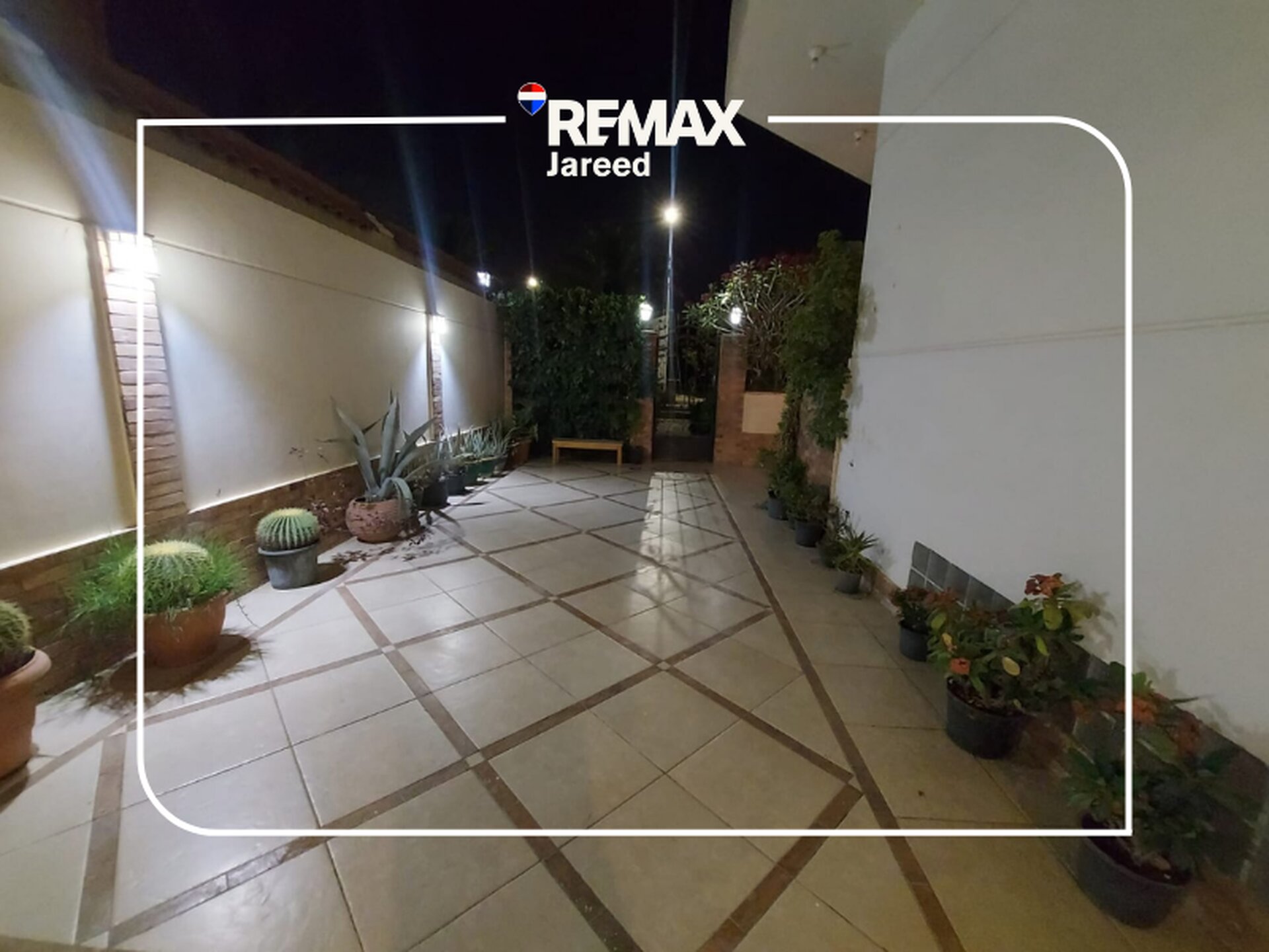Apartment for rent in West Somid — RU-1368 — Photo 1