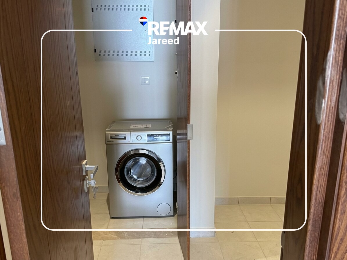 Fully finished apartment for sale in Aeon Towers - Photo 16