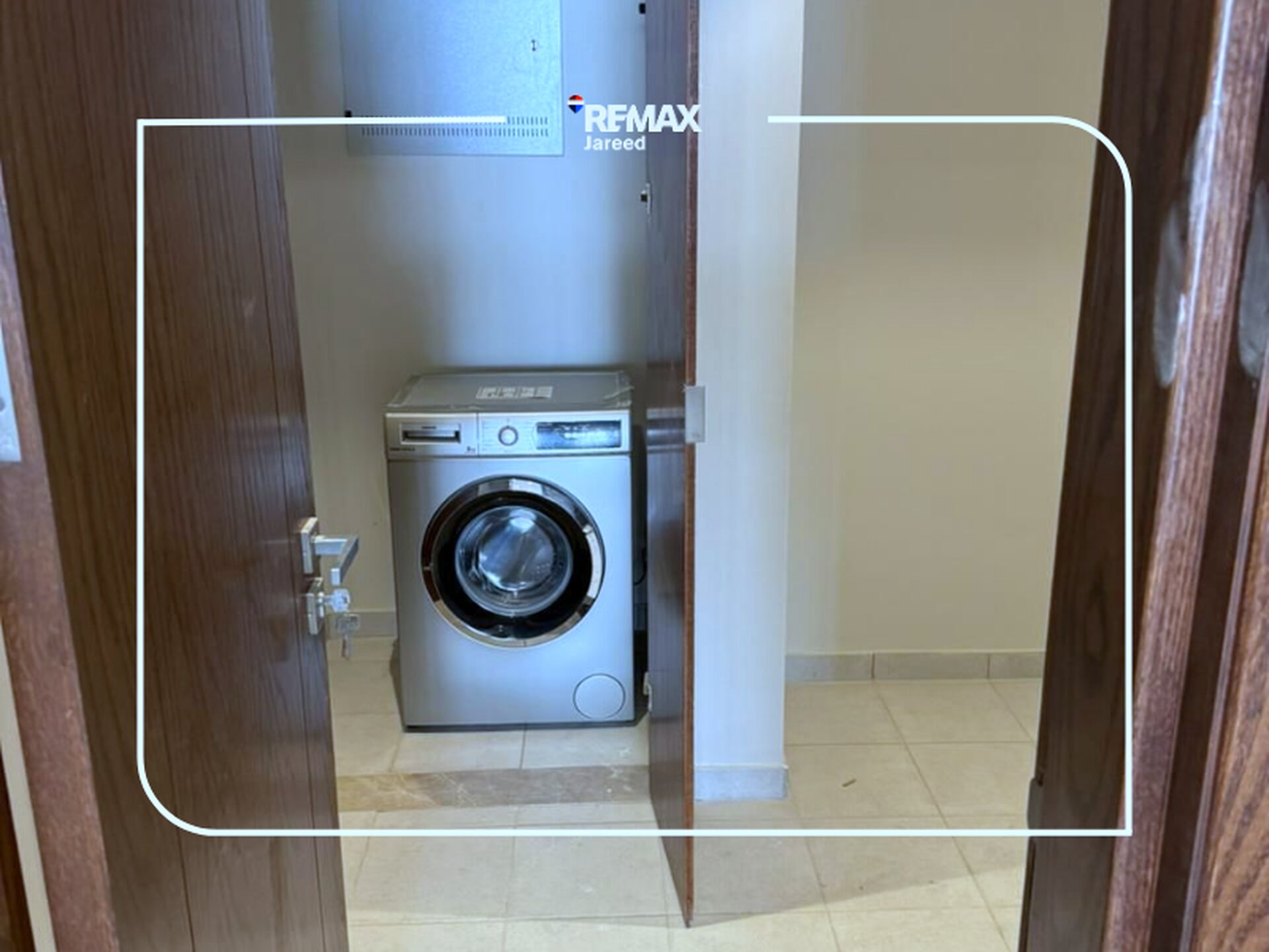 Fully finished apartment for sale in Aeon Towers - Photo 24