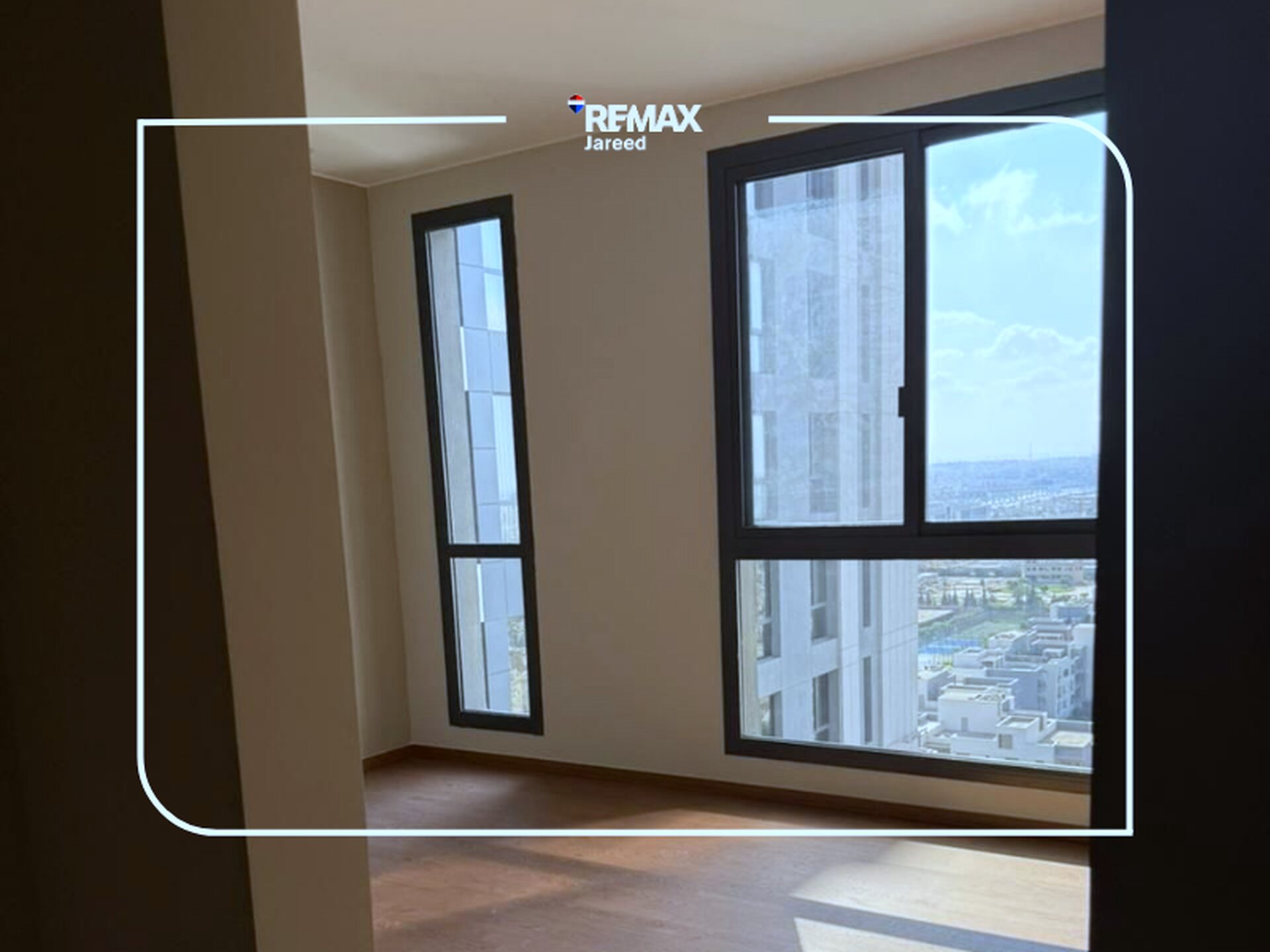 Fully finished apartment for sale in Aeon Towers - Photo 35