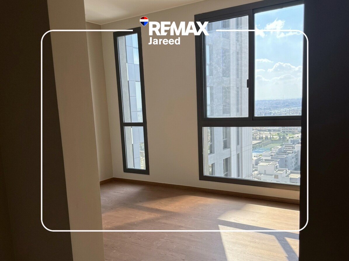 Fully finished apartment for sale in Aeon Towers - Photo 4