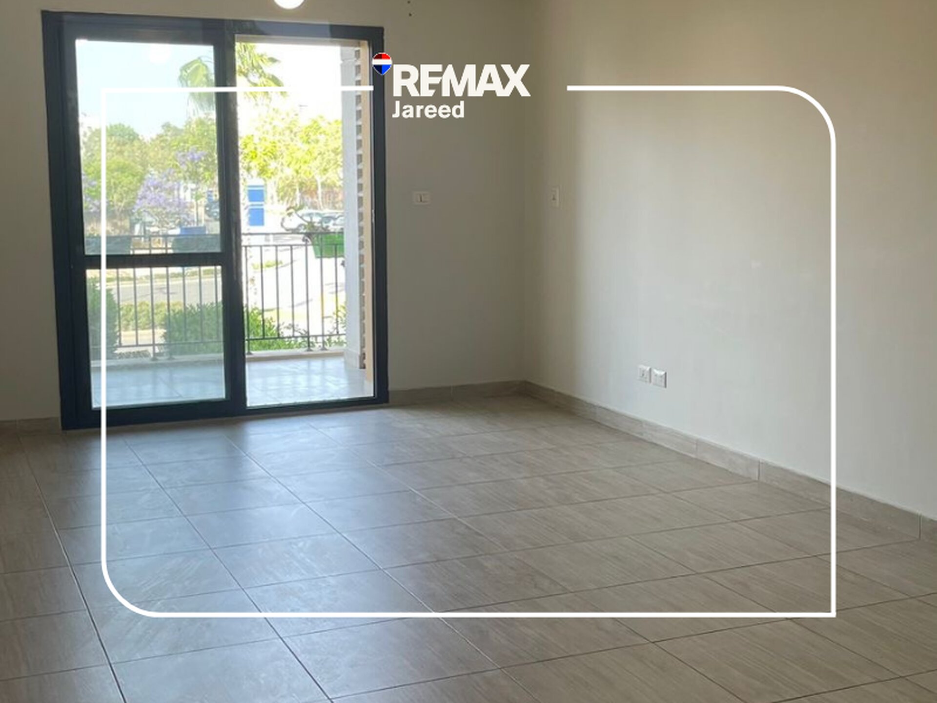 Semi Furnished Apartment in Westown Sodic - Photo 12