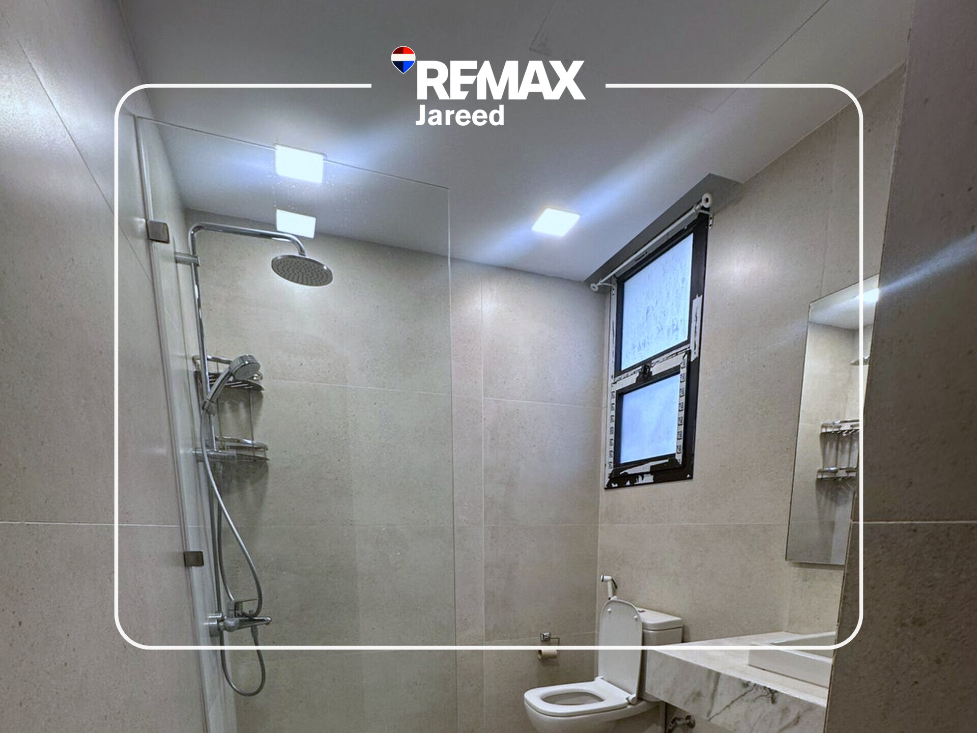 Duplex for rent in Westown - Photo 13