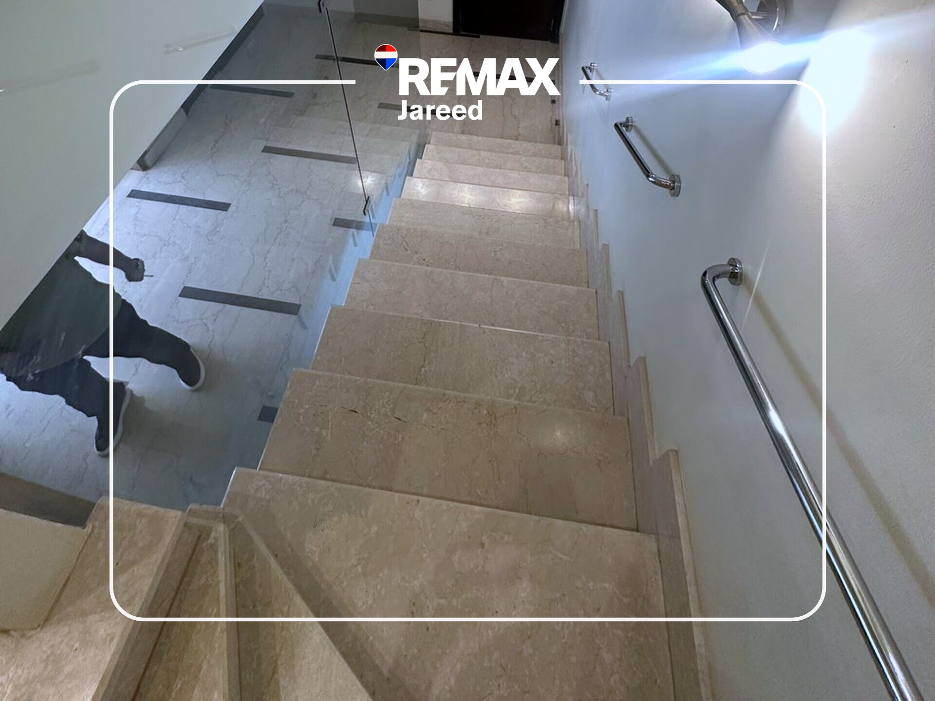 Duplex for rent in Westown - Photo 14