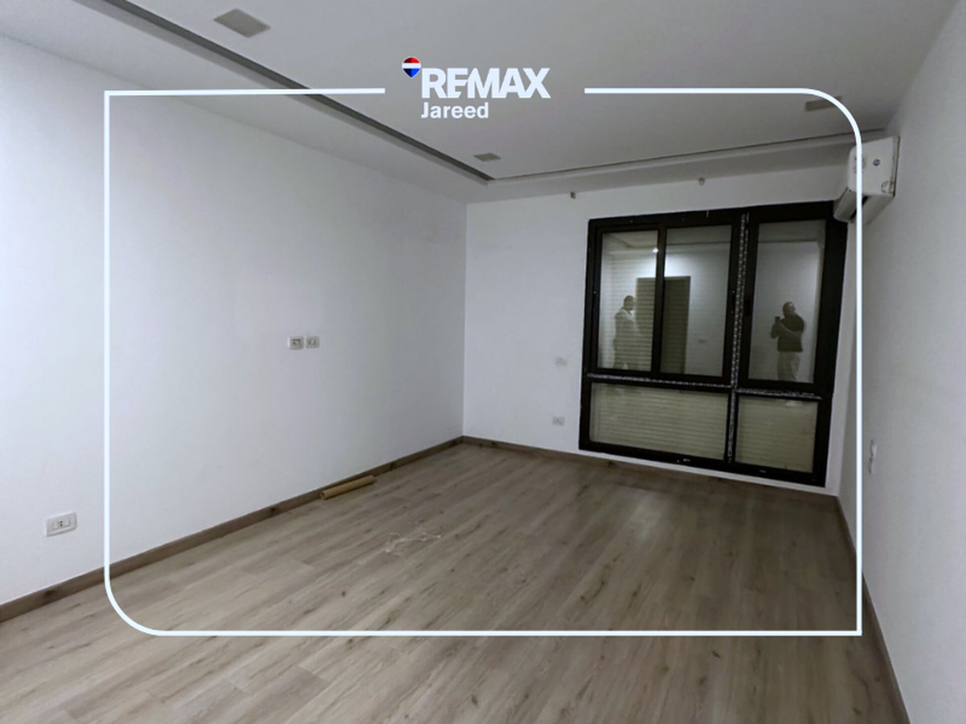 Duplex for rent in Westown - Photo 16