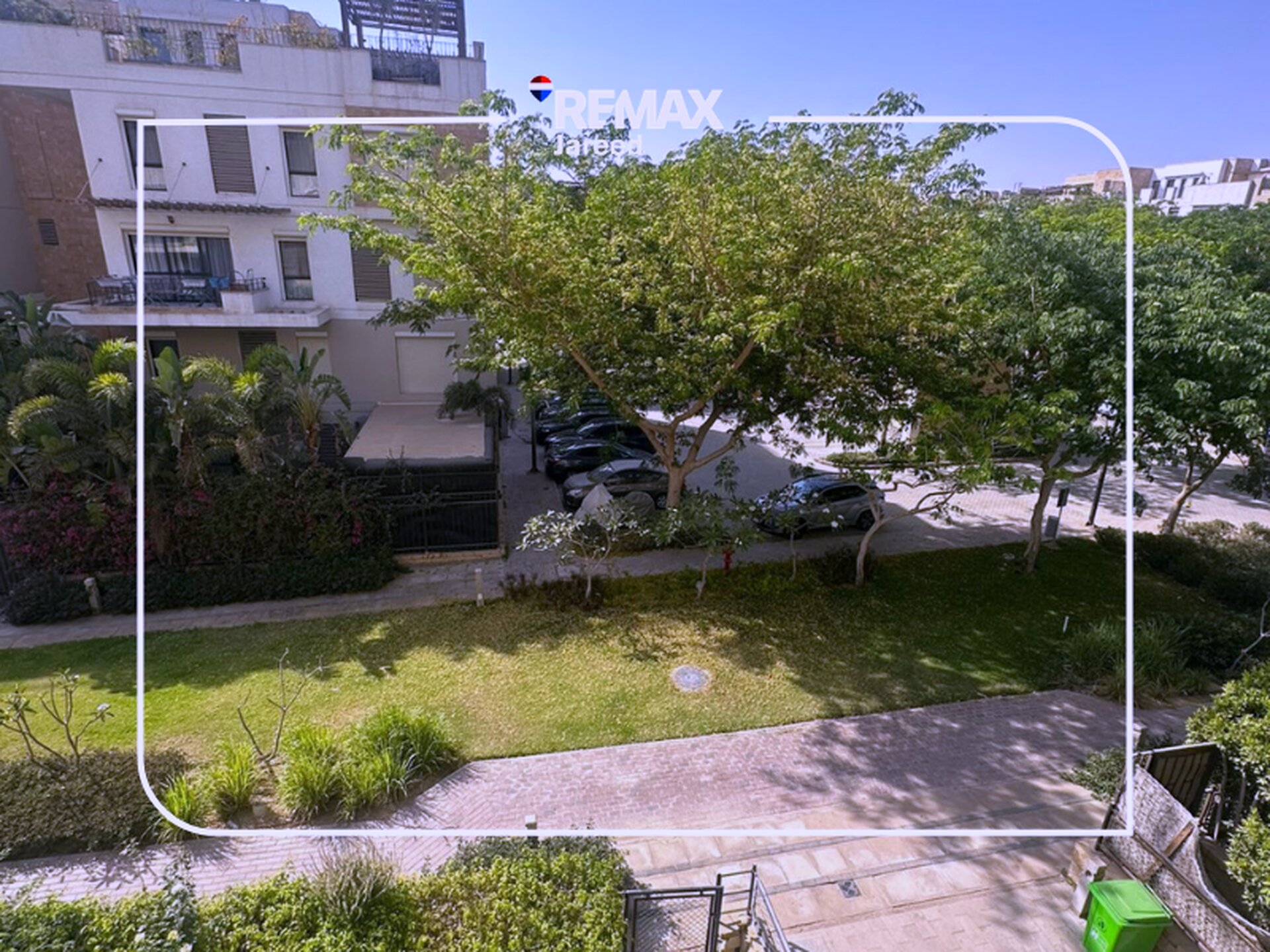 Duplex for rent in Westown - Photo 25