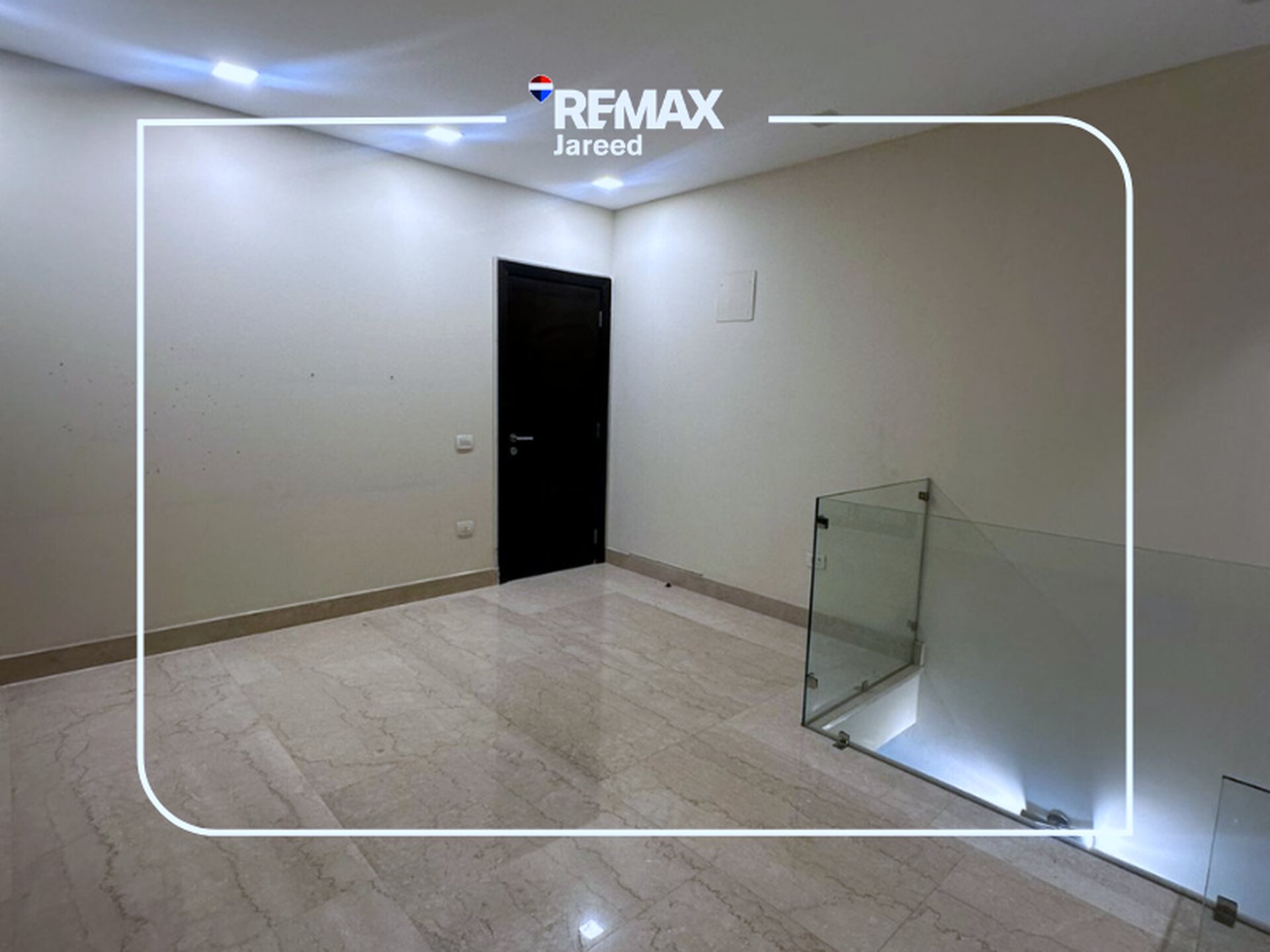 Duplex for rent in Westown - Photo 26