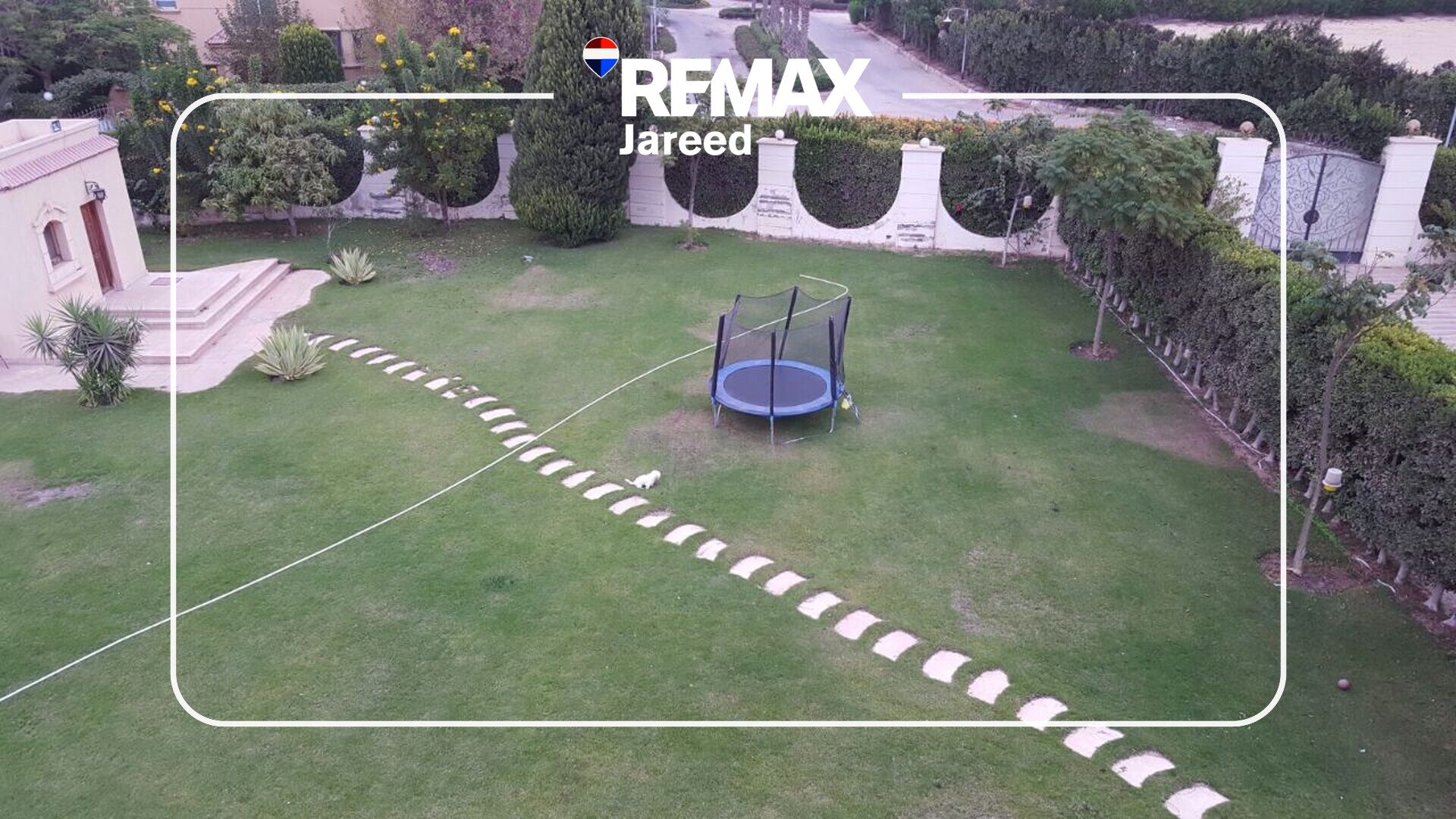 For Rent | Luxury Furnished Standalone Villa | 360 sqm BUA | Expansive Garden & Private Swimming Pool on 4,200 sqm of Prime Land - Photo 13