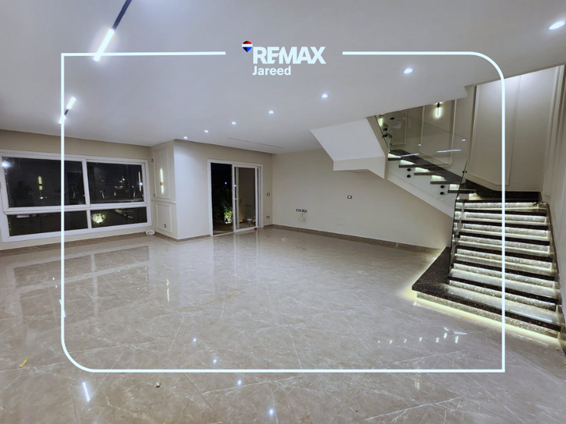 Fully finished townhouse 218 SQM - Photo 6