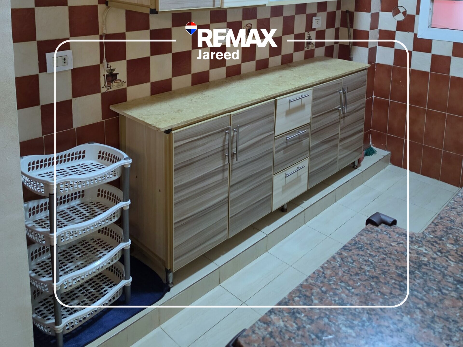 Fully Furnished Ground apartment with garden for rent - Photo 8