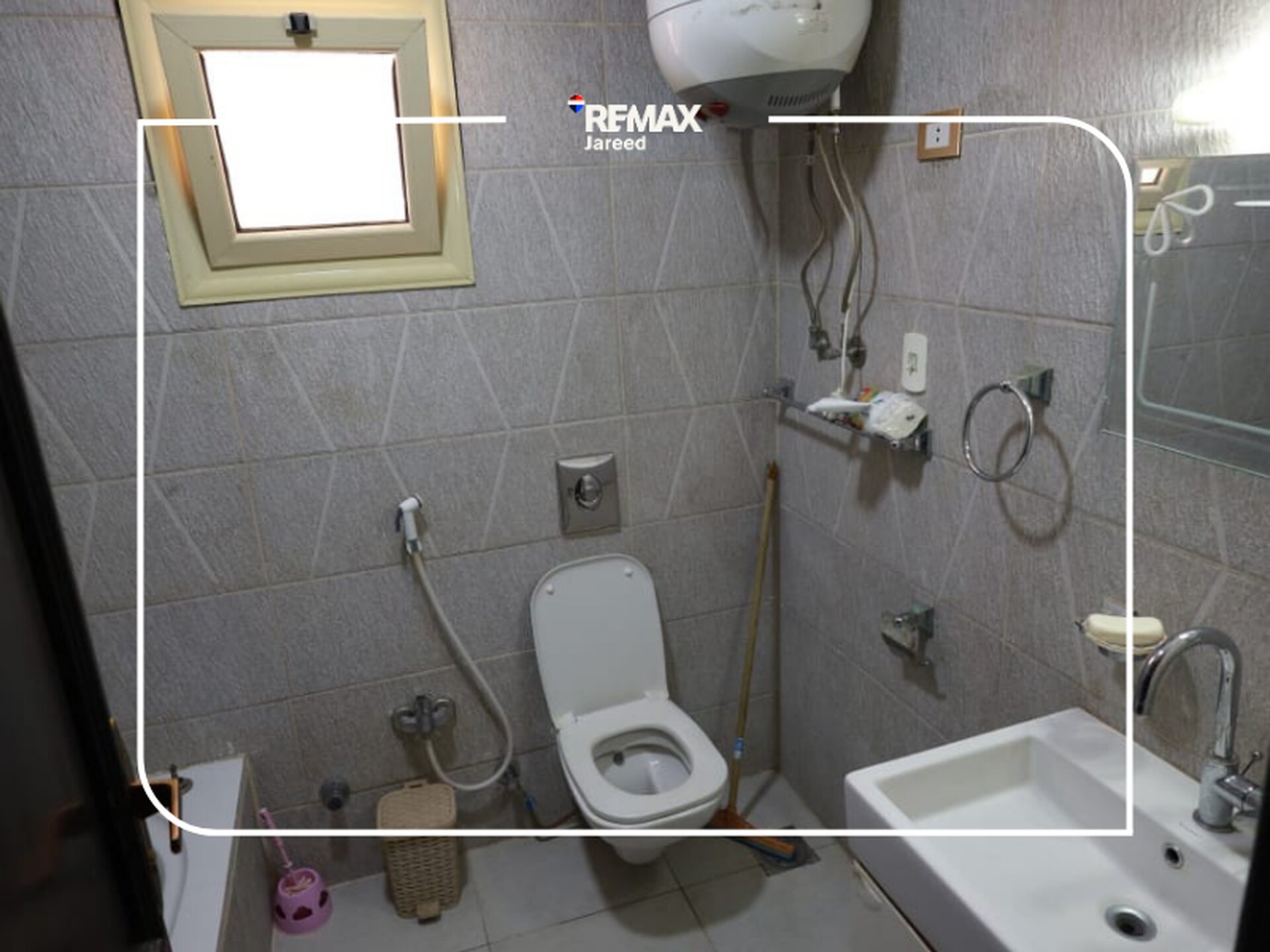 Furnished apartment for rent al khamayel - Photo 7