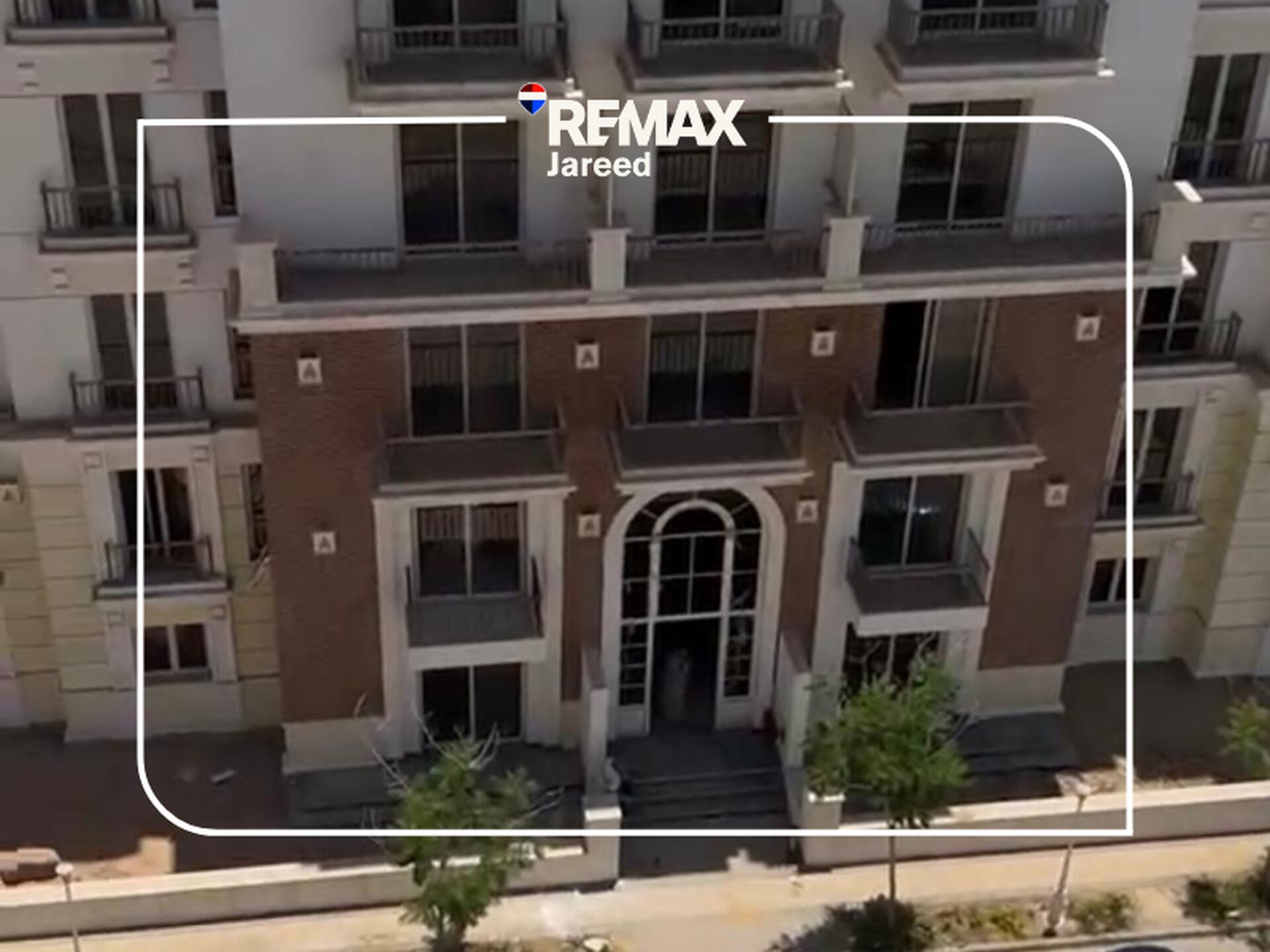 🏡 Sky Loft for Sale | Mountain View iCity October – The Lake Phase 📐 Built-up Area: 115 m²  🌿 Private Roof: 100 m²  📏 Total Area: 215 m² - Photo 18