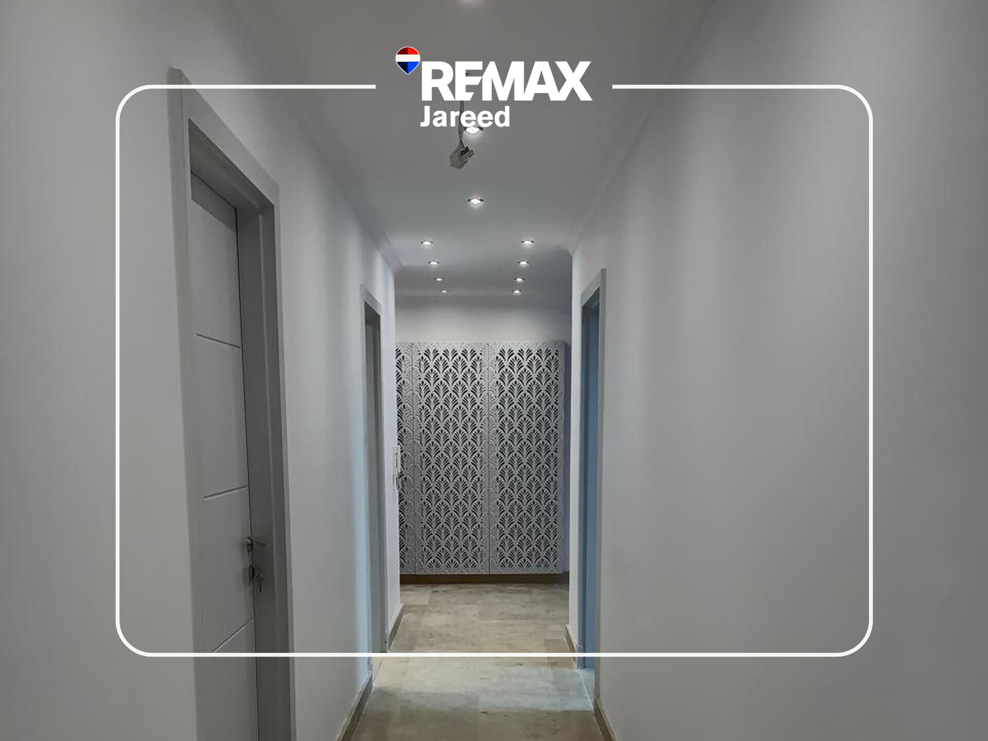Fully finished ground apartment with kitchen and Acs and appliances in palm parks — Photo 1