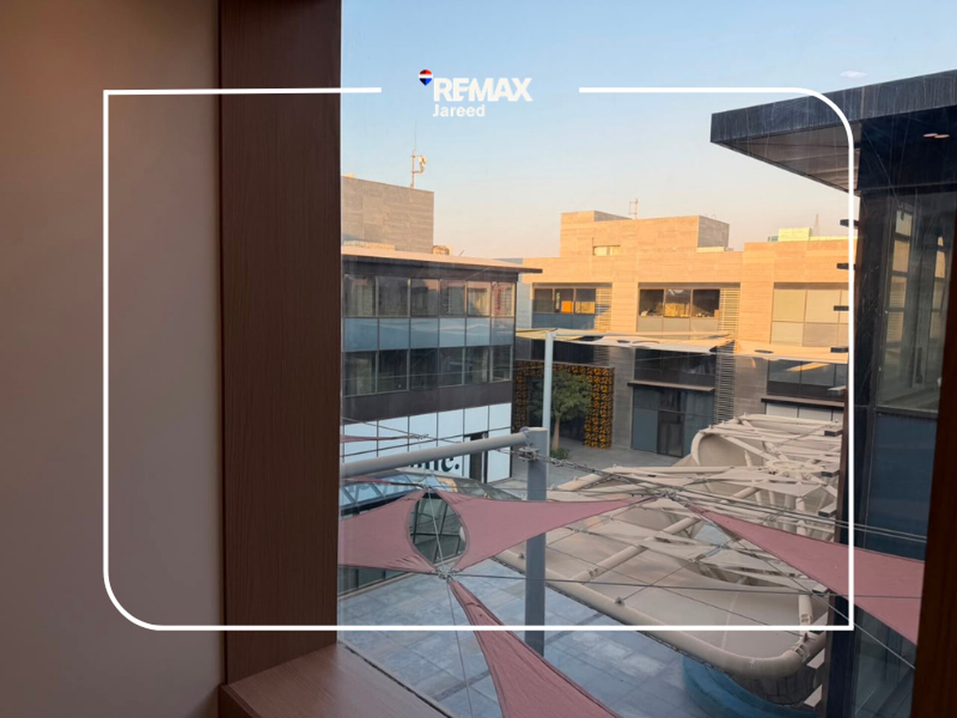 Office sky walk - Photo 13