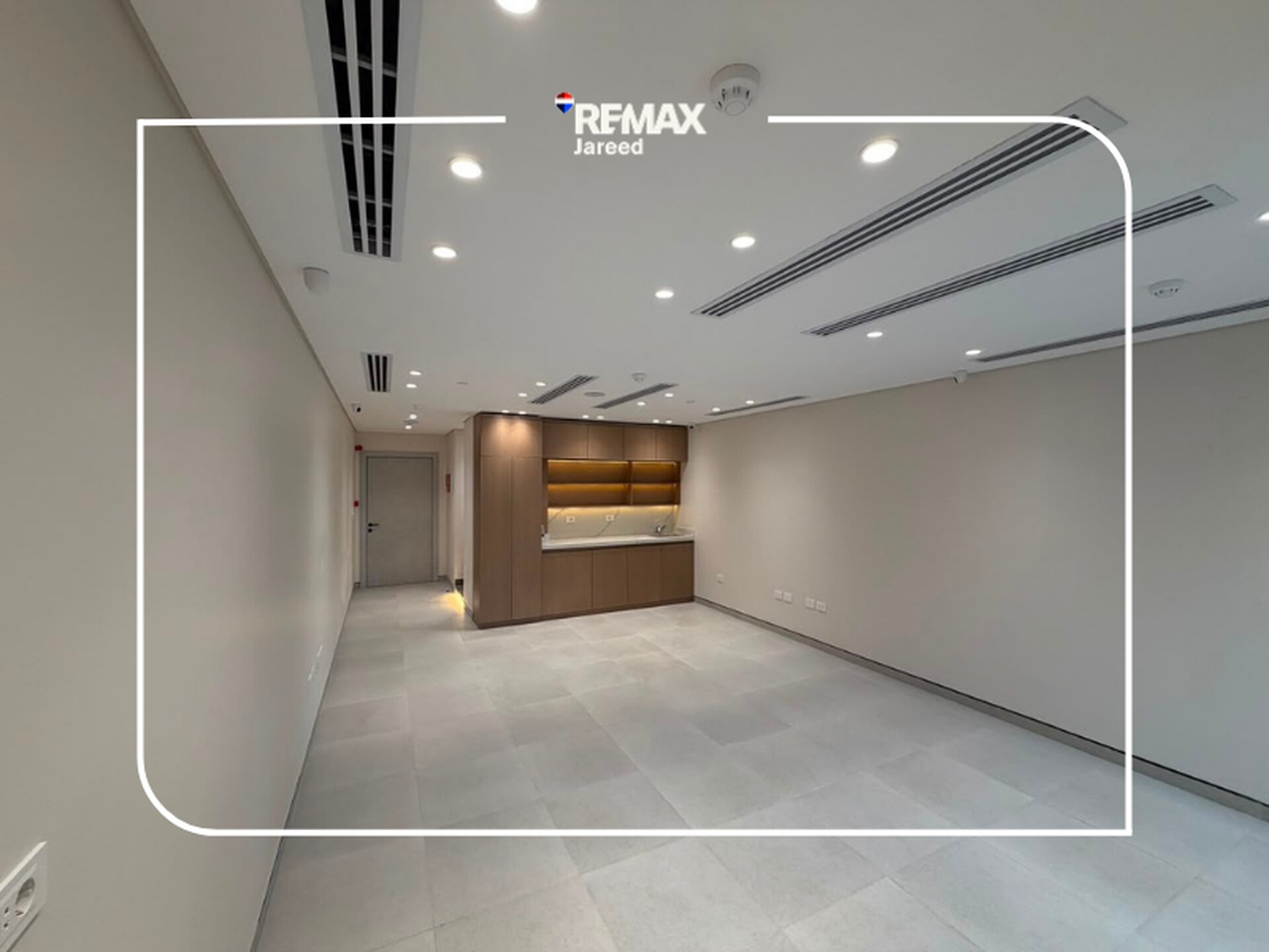 Office sky walk - Photo 6
