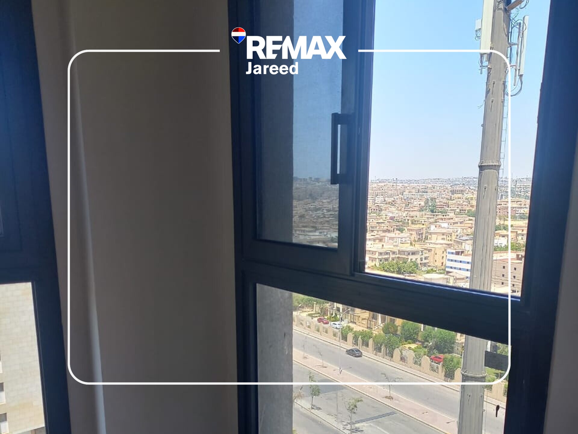 Semi Furnished Apartment for Rent in Zed West 7th Floor with spectacular Open view - Photo 12