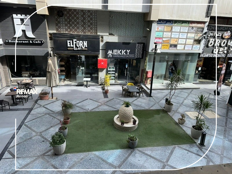 Down town - Photo 9