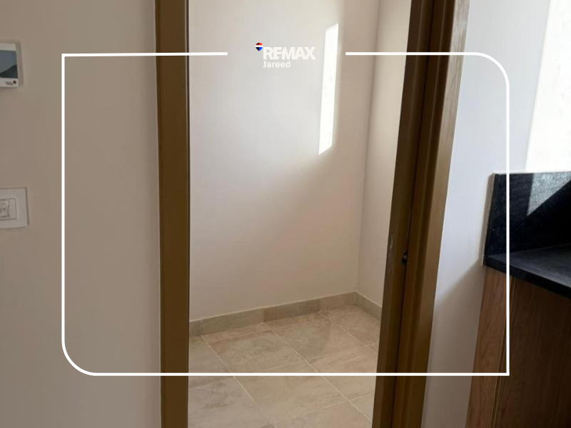 Premium Panoramic Park View Apartment in Zed Towers, Zed West - Photo 10